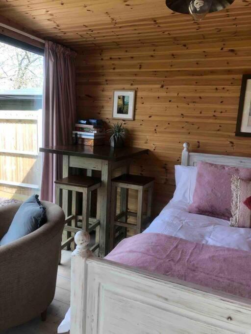 Self Contained Garden Studio With Stunning Views Sissinghurst Exterior photo